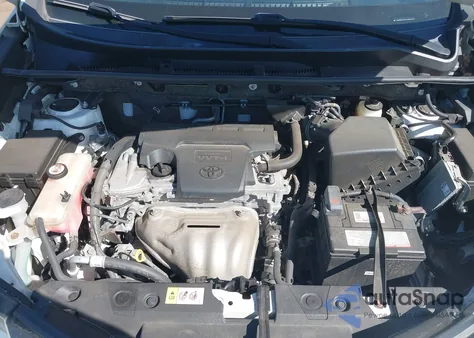 2017 Toyota Rav4 Le z USA, uszkodzony, nr VIN JTMBFREV9HD199523